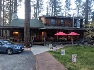 Eagle’s Nest Bed and Breakfast Lodge, Big Bear Lake, California, USA