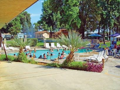 Cherry Valley Lakes RV Resort, Beaumont, California, USA