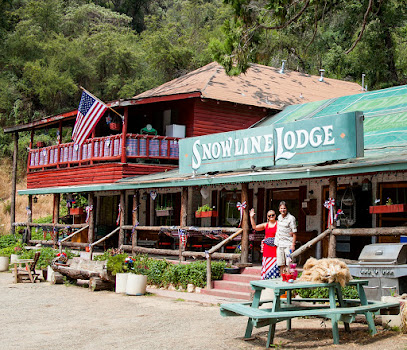 Cyndi’s Snowline Lodge, Dunlap, California, USA