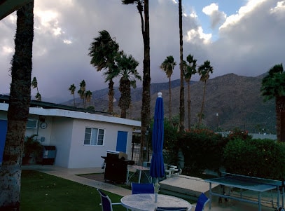 Iron Tree Inn, Palm Springs, California, USA