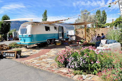 Paradise Shores RV Camp, Bridgeport, California, USA