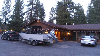 Quail Lodge Lake Almanor, Canyondam, California, USA