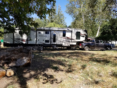 San Benito Camping Resort Studio Cabin 2, Paicines, California, USA